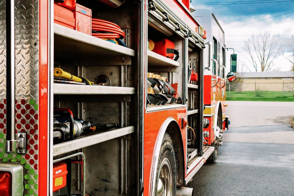 Glazenwasser door brandweer gered